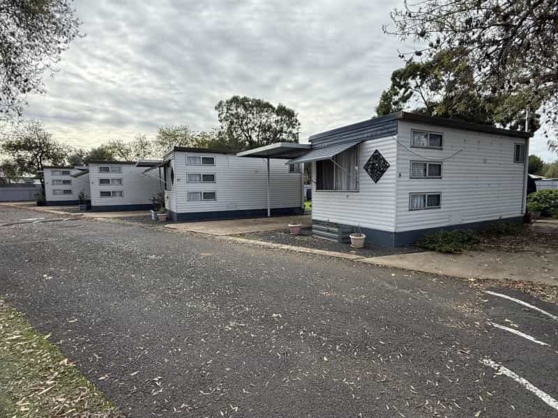 Gilgrandra Cabins - EOI auction catalogue