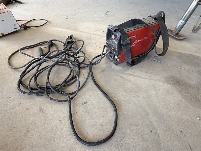 BOX SMOOTHARC ELITE WELDER.
