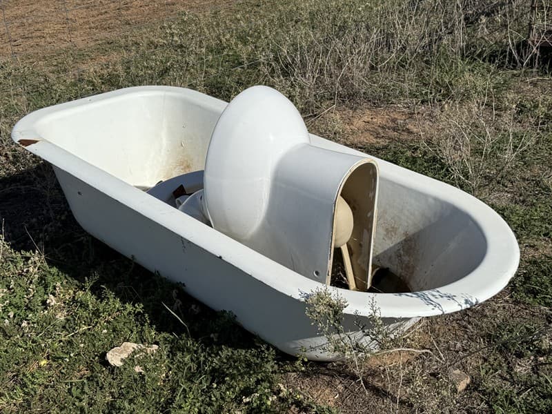 BATHTUB AND TOILET