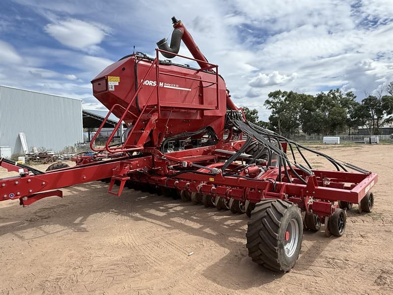 2022 HORSCH AVATAR 8.16 SD. Serial no. WH31012ZZNSZD1376. One owner. Disc seeder. Only done 5000 acres. 6 inch spacings. Spares and full set…
