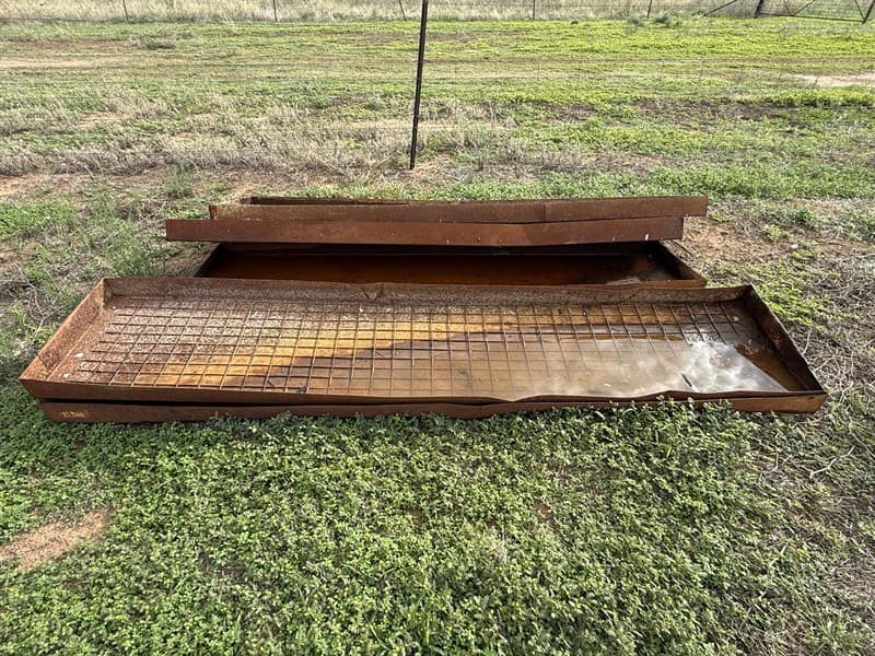 5 X SHEEP FOOT BATHS.