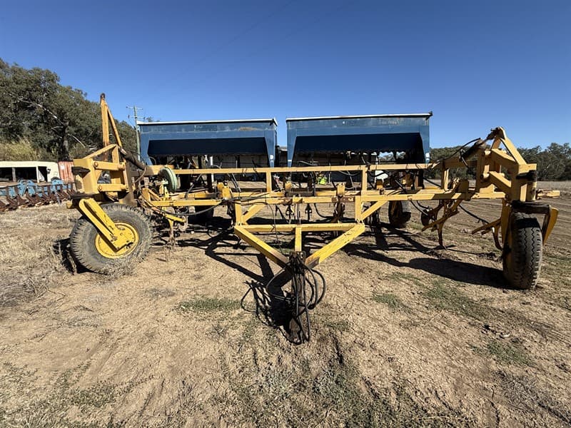 MULTI FARMING SYSTEMS METRE PLANTER. Twin Agrowdrill boxes. 500mm row spacings. End tow for transport. Located Warren, NSW