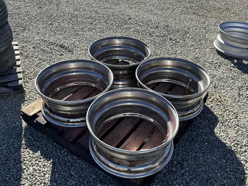 Spider Rims. Located Orange, NSW