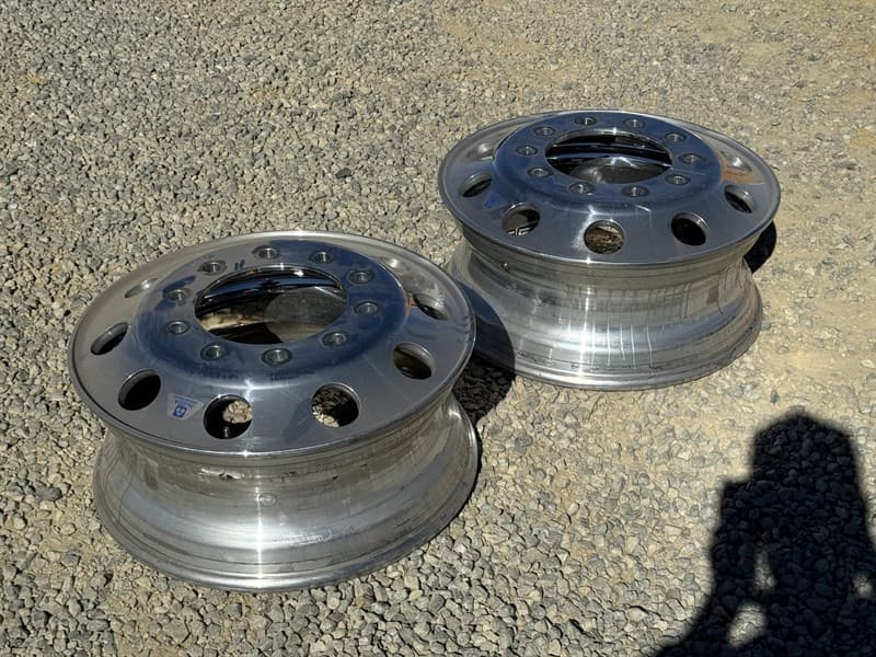 New Steer 10 Stud American. 18s 22.5 x 8.25. Located Orange, NSW