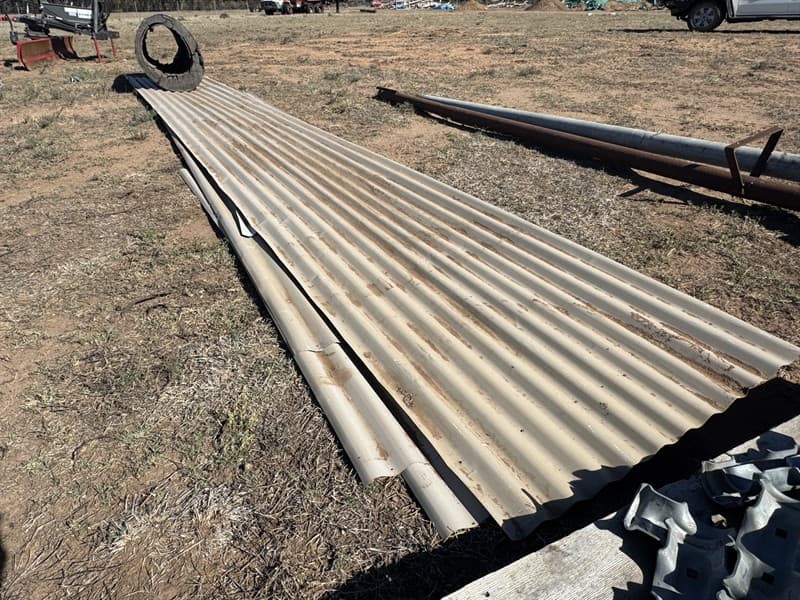 Corrugated iron 5 sheets 3m to 5m. Located Mogriguy, NSW