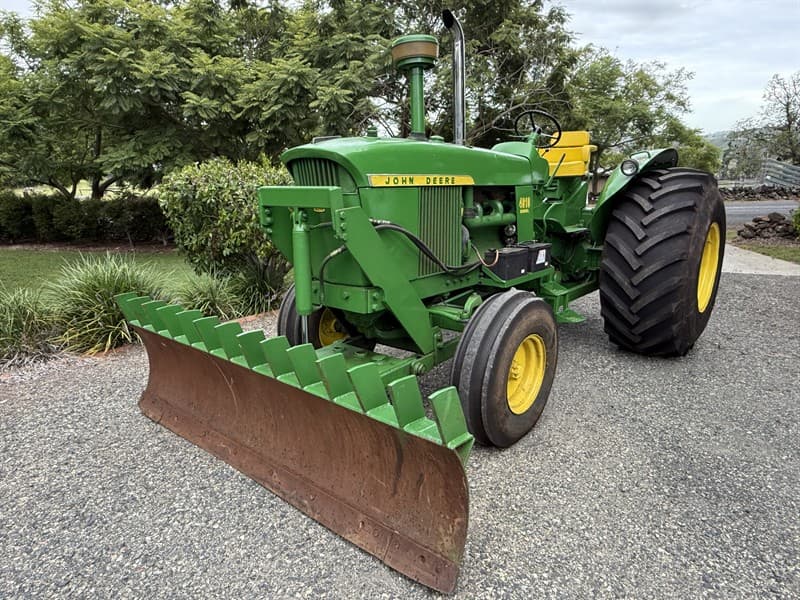 1963 JOHN DEERE 4010. Serial no. 46827. 2nd owner, first purchased in 1973. Fully restored. Including engine rebuild at 6000 hours. Includin…