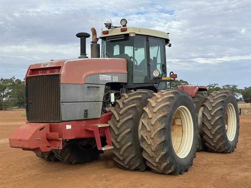Circa 2003 BULMER VERSATILE 4x4 2375. Cummins powered QSM11 engine @375HP. 12 Speed Manual Gearbox. Dual Wheels fitted with Plantery drive h…