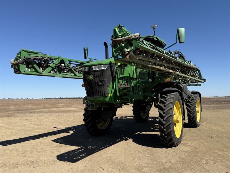 2023 JOHN DEERE 412R. Serial no. 1N0412RXTN0234268. One owner machine. 36 metre boom. 4600 litre main tank. 3-4 metre centres. 2 x new Agrim…
