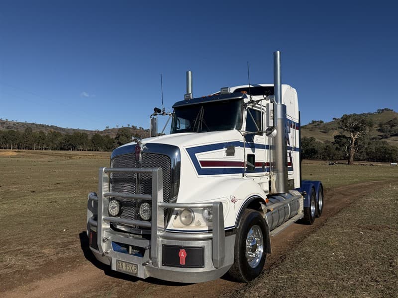 2013 Kenworth T609 VIN:6F5000000DA45070, Odometer: 121,751km. ISX e5 Cummins set at 550hp 18sp Road ranger gearbox. Meritor 46160 diffs at 4…