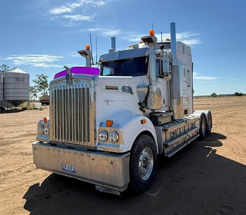 2008 KENWORTH T908 VIN. 6F50000008A438107. 50 inch sleeper. Hydraulics. Fixed greasless turntable. Side tipper controls. Return line on the …