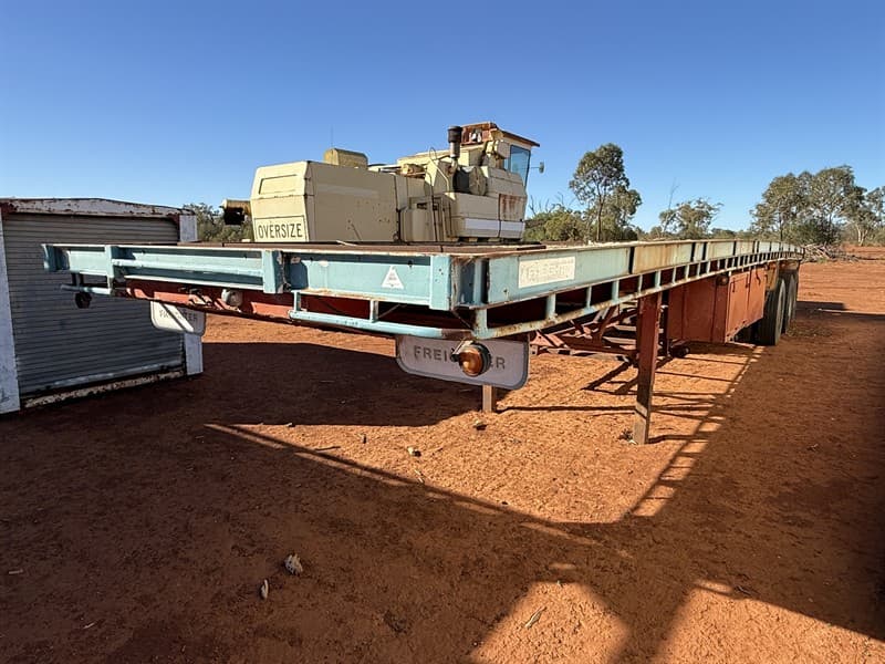 40FT FREIGHTER FLAT TOP TRAILER. VIN was not visible at inspection. Spider hubs. Spring suspension. Located Coolabah, NSW