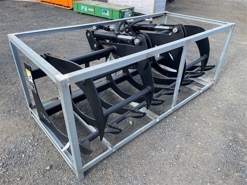 Unused Grapple to Suit Skid Steer, 1680mm wide, Operating Pressure: 17-21MPa, Dual Ram, Approximate Shipping Dimensions: 1930mm L x 940mm W …