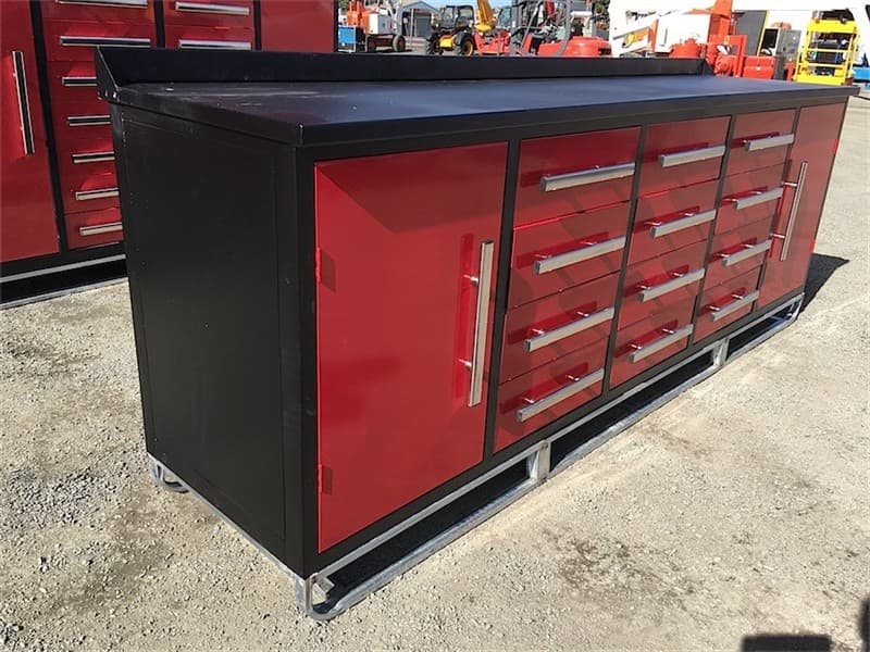 Unused Large Work bench, with 12 drawers & 2 large storage cabinets, 50kgs Capacity per drawer, Approximate Shipping Dimensions: 2870mm L x …