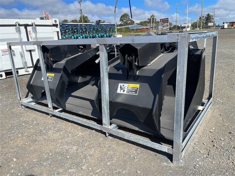 Unused Grapple Bucket to Suit Skid Steer, to suit Skid Steer, 1820mm wide, Operating pressure: 17-21MPa, Dual Ram, Approximate Shipping dime…