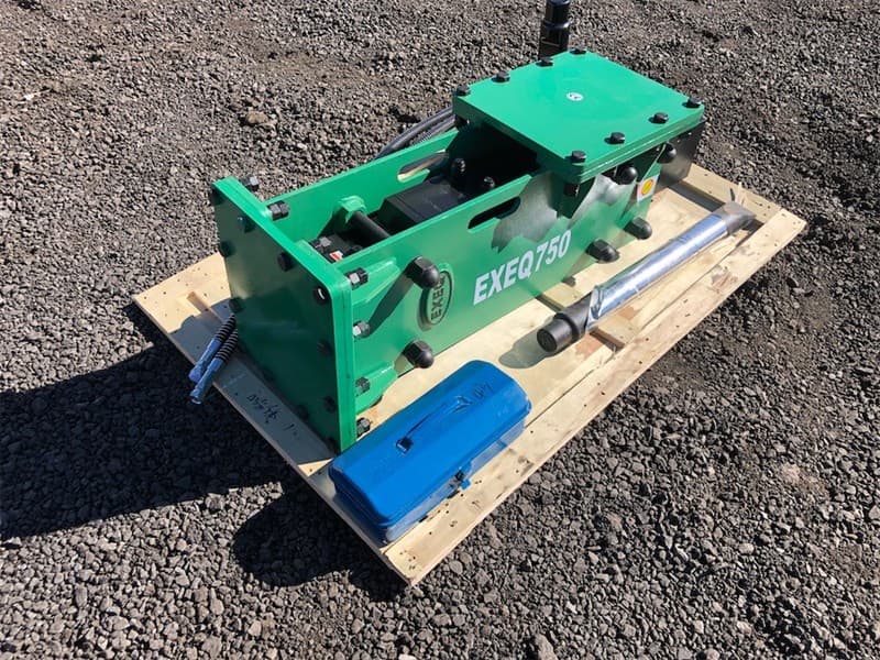 Unused Hydraulic Skid Steer / Excavator Post Driver, Model: EXEQ750P, To Suit both Skid Steers and/or 6-8 Ton Excavators, Side mount for Ski…