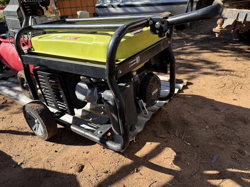 RYOBI GENERATOR. Petrol engine, 3200 watts. Working condition. Located Quambone, NSW