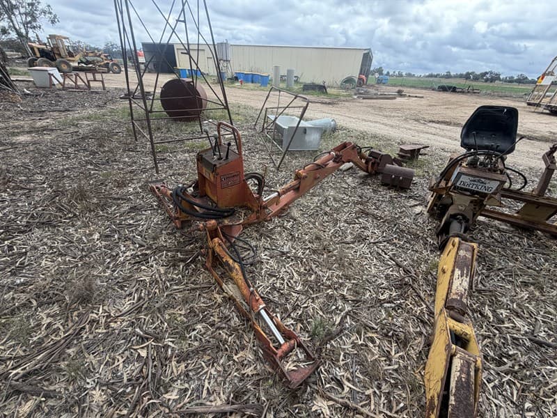 DITCHWITCH backhoe attachment used condition with GP bucket. Located Tocumal,NSW.