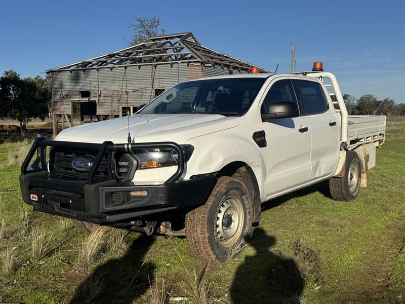 2020 FORD RANGER. VIN: MPBUMEF80LX288897. Odometer: 218519. Ex-Council vehicle. UHF. Beacons. Steel tray. Currently Unregistered. Located Mo…
