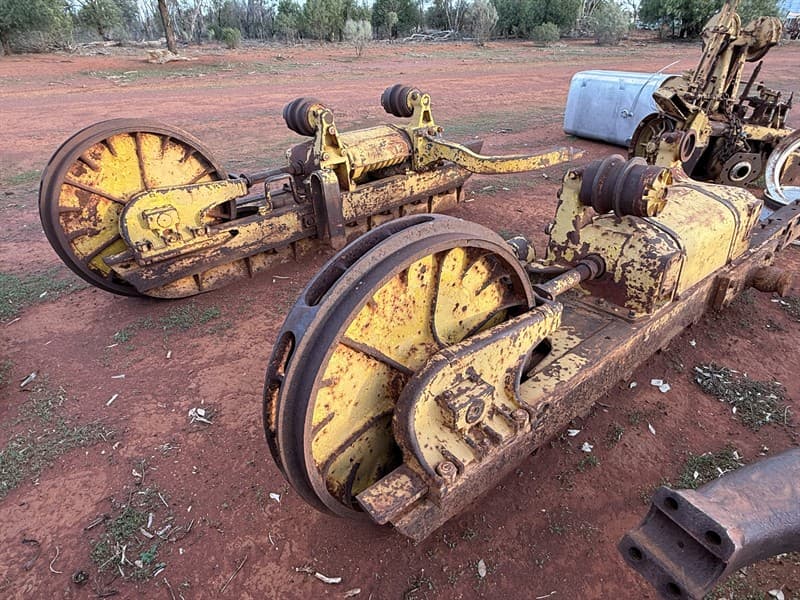 INTERNATIONAL BTD20 TRACK FRAMES. Located Coolabah, NSW