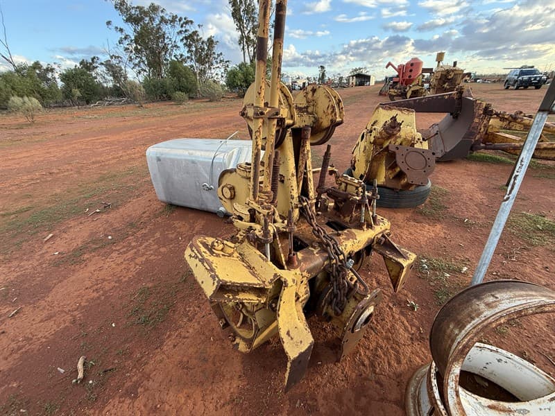 INTERNATIONAL BTD20 DOUBLE DRUM WINCH. Located Coolabah, NSW
