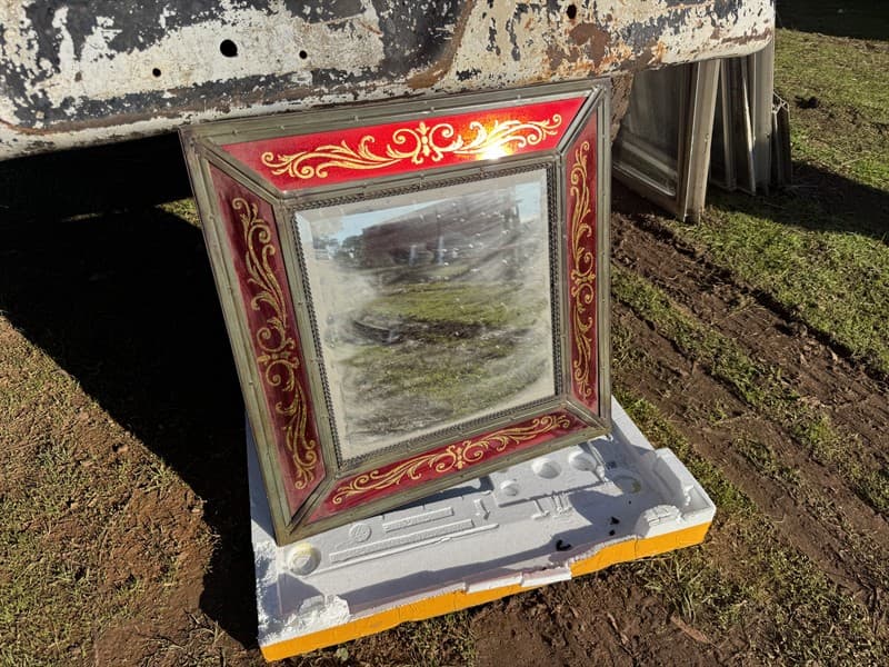 600mm x 600mm Mirror. Located Mogriguy, NSW