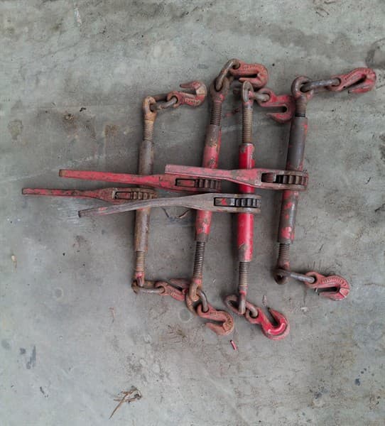Chain Load Binders Set of 4 - 8mm. Please pick up within 2 weeks of Auction finishing. Located Orange, NSW