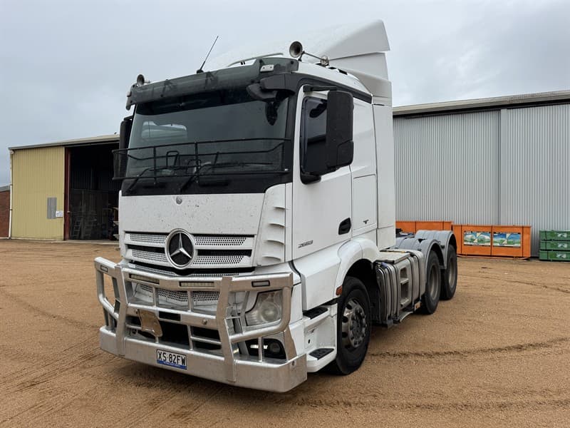 2017 MERCEDES BENZ Actros . VIN WDB96342420166916 1,082,209km Odometer showing. Runs & Drives. Airbag controller. Good tyres. Grind in the s…