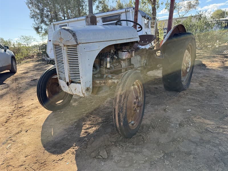 MASSEY FERGUSON. Unknown working condition. Slasher also included. Located Quambone, NSW