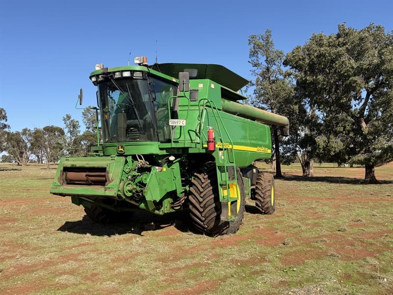 2005 JOHN DEERE 9660 STS PIN: HO9660S711770 Front S/N: H00936D711198. Engine hours: 3909. Rotor Hours: 2957. used machine was pre-seasoned a…