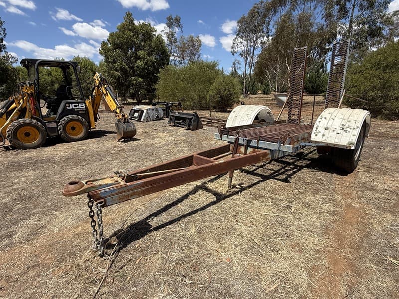 CUSTOM TILTING FORKLIFT TRAILER. Spider hubs. Tare 1080kgs. GVM 6000kgs. Dual ramps. McGrath axles. Bartlett hitch. 1.17m x 2.84m of usable …