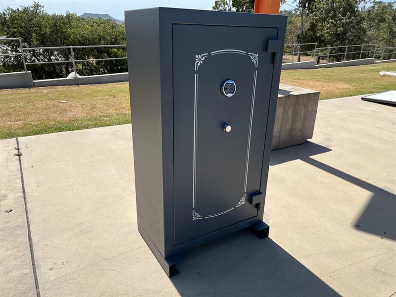 Heavy Duty Rifle & Gun Safe – Grey, Dimension : 1600mm High x 900mm wide x 580mm Deep Weight: 248Kgs, Steel thickness: 3mm for door and 3mm …