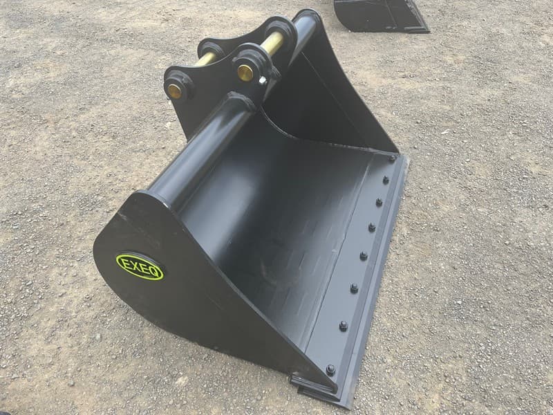 Unused 2024 1200mm Mud Bucket To Suit 5T Excavator, Width: 1200mm, Pin Diameter: 45mm, Center to Center: 255mm, Between the ears: 170mm,Ship…