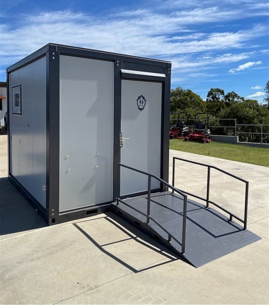 Unused Wheelchair Accessible Toilet Block, Quality Finish, Removable Access Ramp with hand rails, Extra Wide Door (928mm) Heavy Duty Interio…