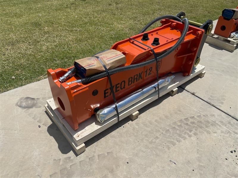 Unused Hydraulic Breaker Attachment, Model: EXEQBRK12, To suit 10T-17T Excavators, Pin Diameter: 65mm, Centre to Centre: 385mm, Between the …
