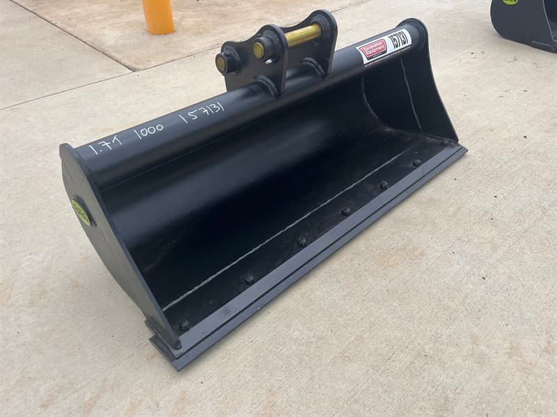 1000mm Mud Bucket to suit 1.7T Excavator, Mud Bucket to Suit 1-3T Excavator with Bolt on Edge, Width: 1000mm, Pin Diameter: 30mm, Centre to …
