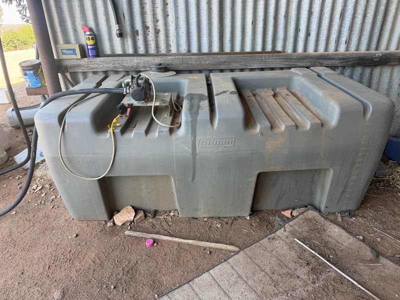 Silvan diesel tansfer tank 800l Capacity. 12v tranfer pump. new auto shut off nozzle. Reason for sale property sold. located Downside, NSW.