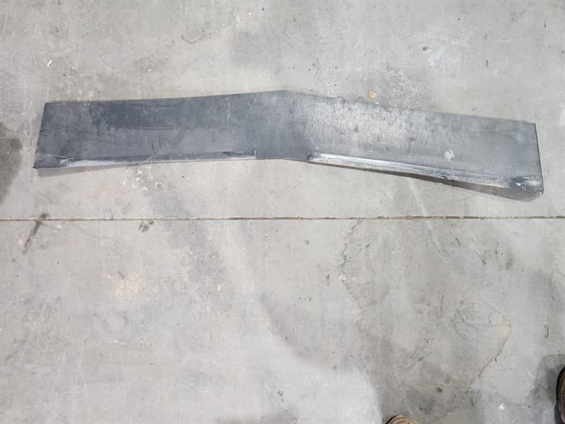 Kenworth Plastic Bug Deflector. Located Orange, NSW