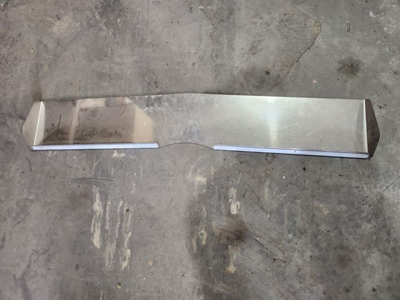 New stainless KW Bug Deflector Suit Bonneted. Located Orange, NSW