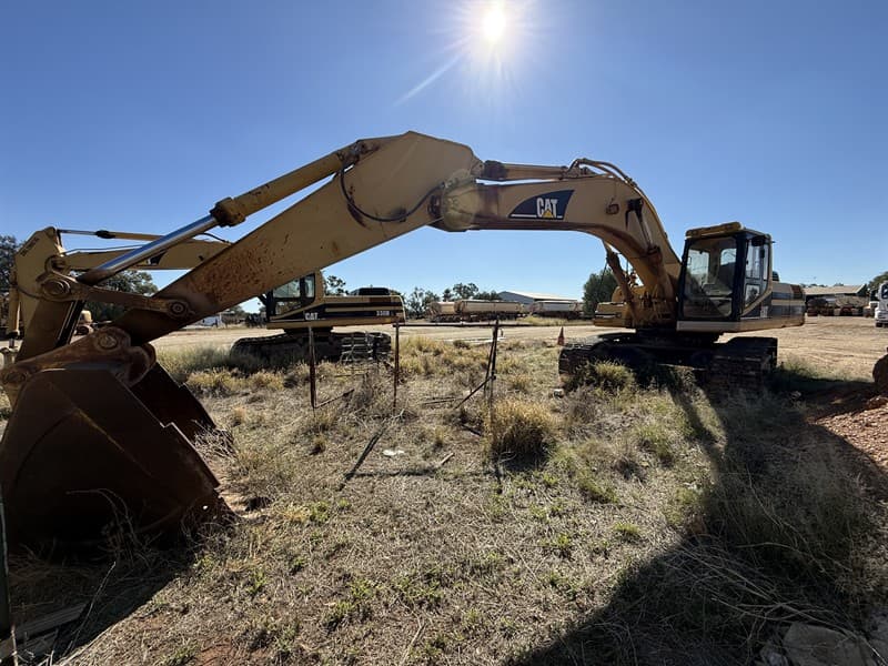 CIRCA 1999 Caterpillar 330BL PIN: 8TR00412 Hrs: 13013. Operating machine that developed hydraulic issue and was parked. Some parts have been…