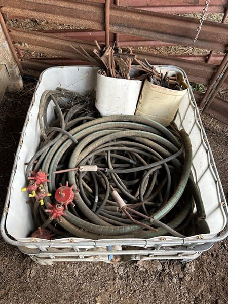 ANHYDROUS GAS PARTS AND HOSES. Located Delungra, NSW