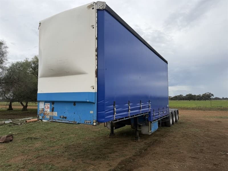 2008 Vawdrey A-Trailer with mezzanine floor, VIN: 6HJVAWAUS8SE05186, mez adjustable and 2 position. Load restraint curtains 11.2m overall le…