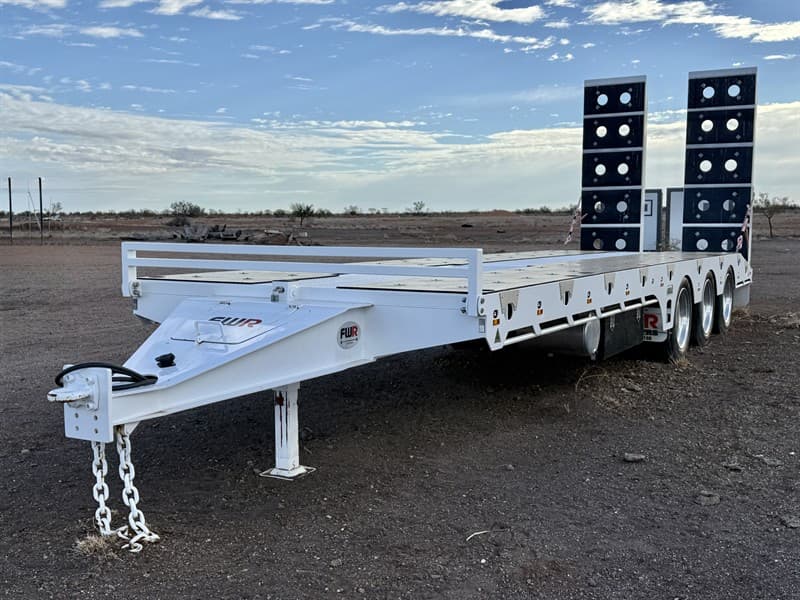 UNUSED 2022 FWR TRI AXLE TAG TRAILER. VIN. 6K93ATAG8NC292052. Container pins to suit 20ft containers. Hydraulic ramps with rams. Tyres in gr…