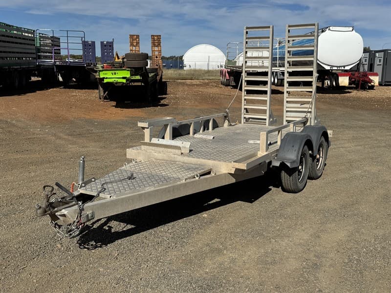 2019 ENGATR VCT TRAILER. VIN: 6T9T25R08J0M74005. Main deck length 3000mm with 1260mm width between rails. Had little use, Presents in good, …