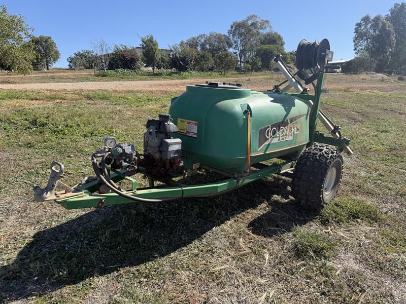 2015 Gold acres ATV 400 trailing boom spray 3.6m width. Powered by a Honda GX 100 Petrol engine and pressued by a UDOR - IOTA 20 pump. 400L …