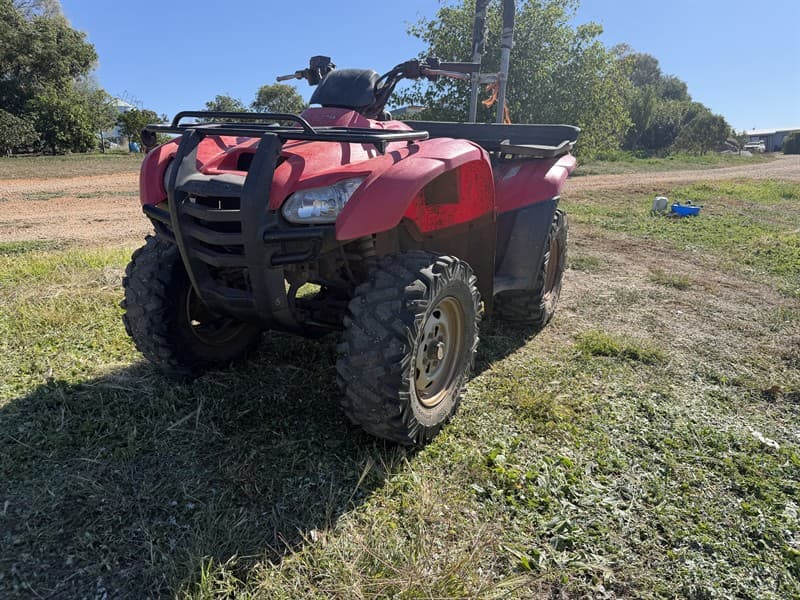 HONDA FOUTRAX TRX 420 TM ATV VIN: 1HFTE34UGB4400143. Odometer:48557km, hours: 3780. Rerar Diff has been replaced with after market diff. Use…