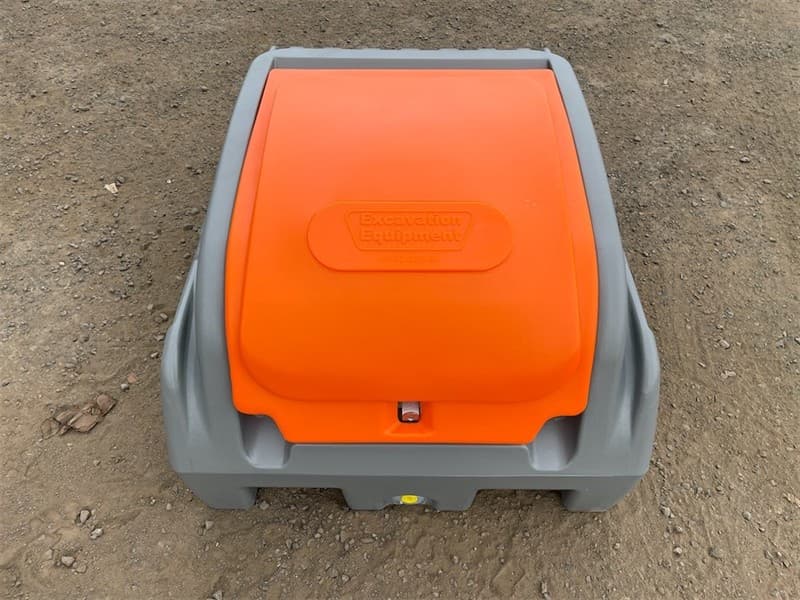 Unused 200 Litre Fuel Tank, Model: DD200, Comes with: 12V Pump - 40 l/m Flow, 4m hose and automatic shut off Nozzle, Lockable lid, Approxima…