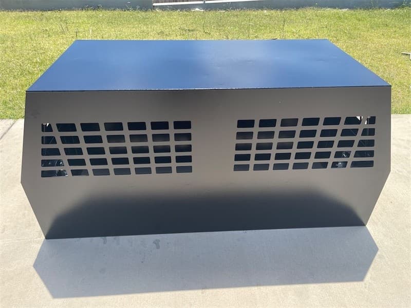 Unused Heavy Duty Black Dog Box for Ute, Aluminium Construction, Shipping Dimensions: 1800mm x 700mm W 850mm H, Weight: 66Kgs EXEQ Stock No …