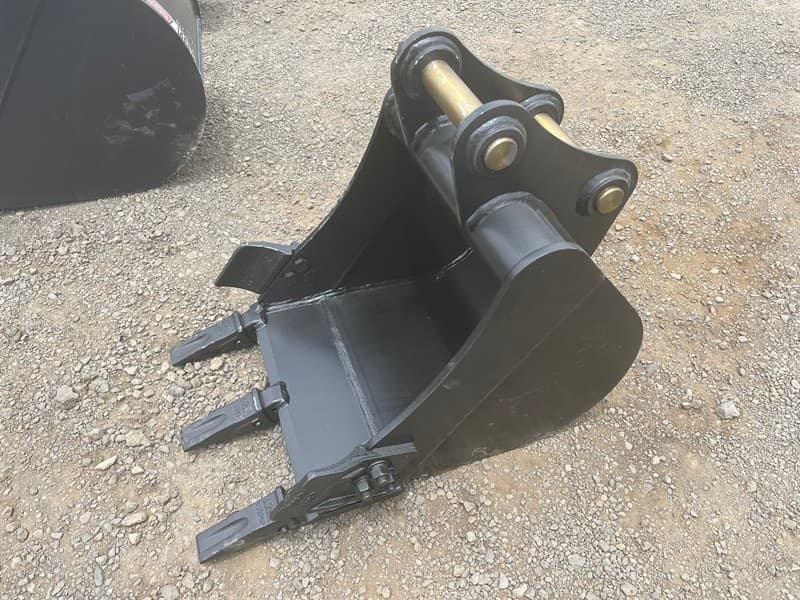 Unused 2024 450mm GP/Digging Bucket To Suit 3T Excavator, Model: 450GP, Width: 450mm, Pin Diameter: 40mm, Center to Center: 200mm, Between t…