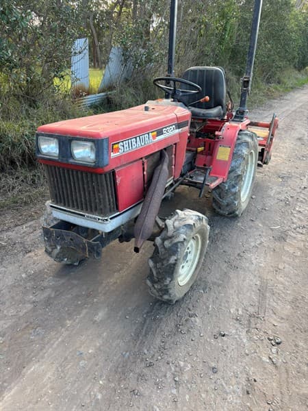 SHIBARU S320 + HOWARD ROTARY HOE. 3PL. PTO. 1157 hours.