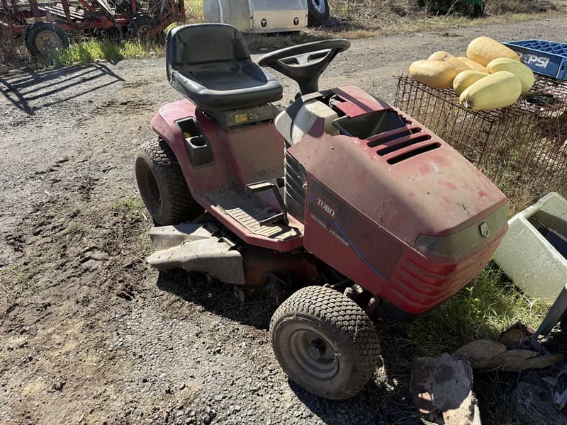 TORO WHEEL HORSE LAWN MOWER. 16-38 HXL. Working condition.